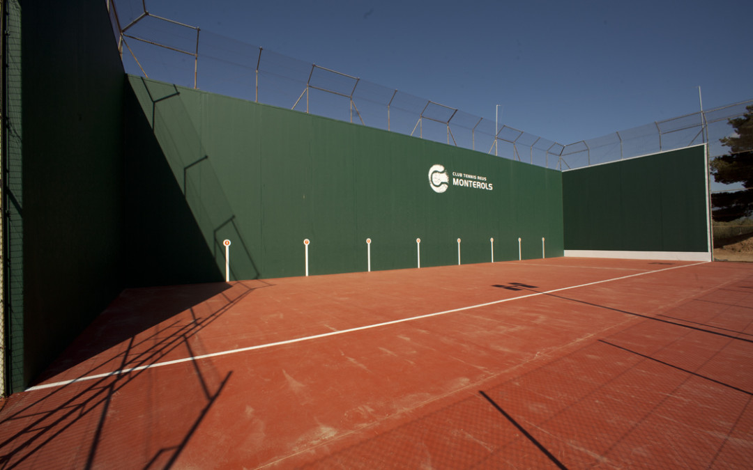 Frontennis: L’equip absolut de frontennis del Monterols comença el Campionat de Catalunya amb victòria